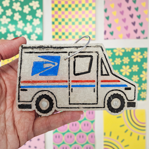 Mail truck